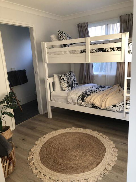 Basin Shells - Accommodation Melbourne 0