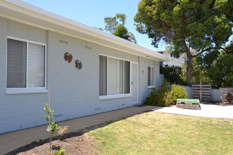 Bay Breeze Cottage - Accommodation Melbourne 1