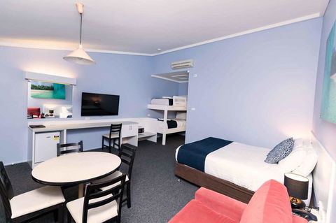 Bay Hotel Motel - Accommodation Melbourne 1