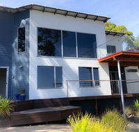 BAY OF FIRES BEACH SHACK ocean views from a modern Beachhouse - Accommodation Melbourne