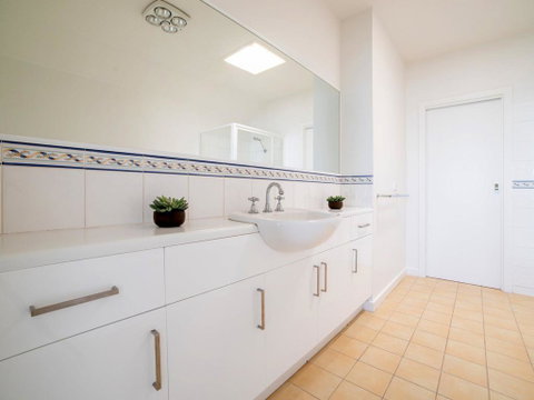 Bayview Townhouse - Accommodation Melbourne 2
