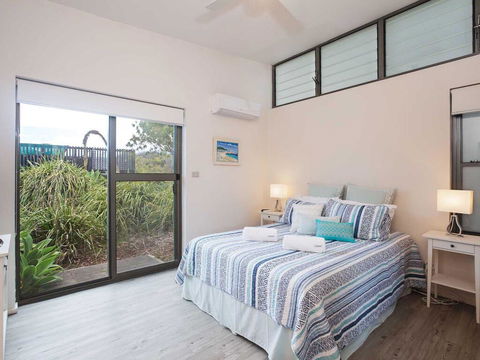 Beach House 7' 26 One Mile Close - Air Conditioned, Wifi, Foxtel, Linen - Accommodation Melbourne 2
