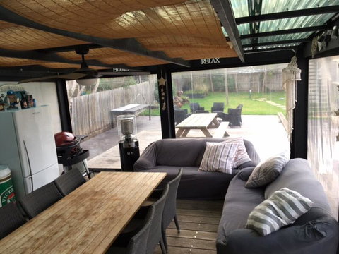 Beach House Getaway 1 - Accommodation Melbourne 1