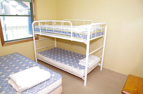 Beachfront 1, 25 Willow Street - Accommodation Melbourne 1