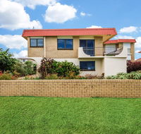 Beachfront Apt with Private Pool - Accommodation Melbourne