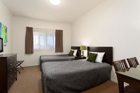 Redcliffe Motor Inn - Melbourne 4u 3