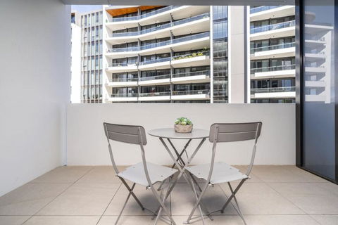 Restful Apt Near ANZAC Park West - Accommodation Melbourne 2