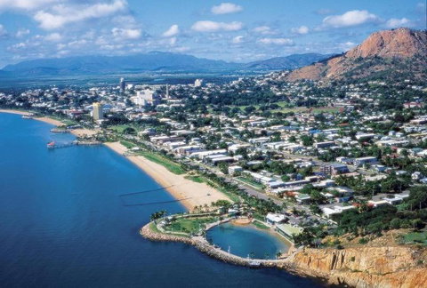 Reef Lodge Backpackers - Accommodation Melbourne 2