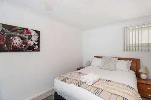 Reel Close! Walk To Everything. Sleeps 6 - Melbourne 4u 3