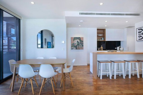 Regatta Hideaway - A Breezy Balcony Residence - Accommodation Melbourne 2