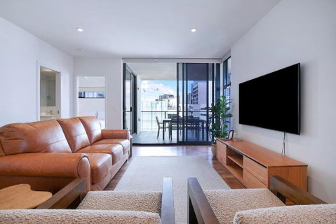 Regatta Hideaway - A Breezy Balcony Residence - Accommodation Melbourne 0