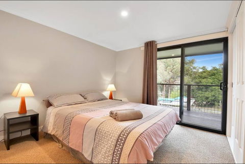 Relax At Goughs Bay - Accommodation Melbourne 1