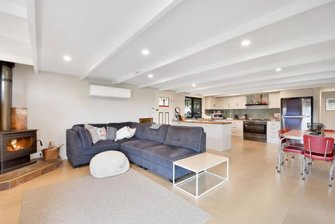 Relax At Goughs Bay - Accommodation Melbourne 2