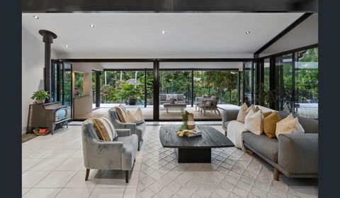 Relax On The Spacious Balcony And Soak In The Picturesque Views - Accommodation Melbourne 1