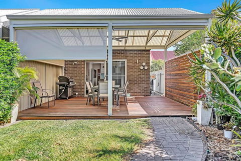 Relaxing Getaway Steps From Grange Beach - Accommodation Melbourne 1