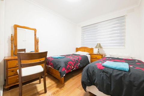 Rent Melbourne - Accommodation Melbourne 2
