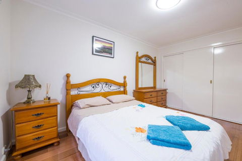 Rent Melbourne - Accommodation Melbourne 3