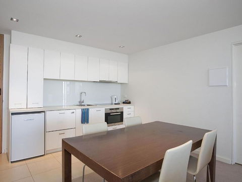 Resort Apartment 109 - Accommodation Melbourne 3