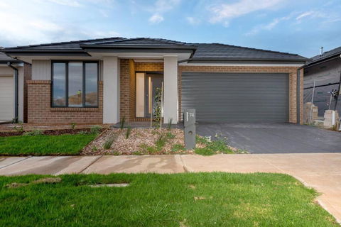 ResortStyle 4BR House With Parking - Accommodation Melbourne 1