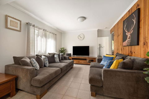 Rest & Relaxation - Accommodation Melbourne 1