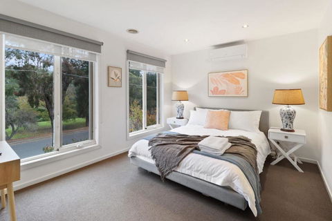 Retreat On Gairloch I Geelong River Hideaway - Accommodation Melbourne 3