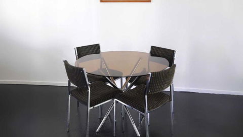 Retro Beach House - Macmasters Beach - Accommodation Melbourne 3