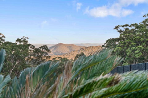 Ridge Retreat - Melbourne 4u 2