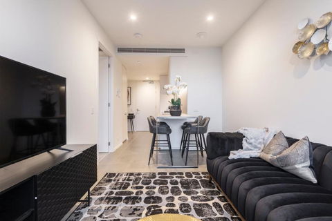 Ritzy Apartment In Iconic Australia 108 With Views - Accommodation Melbourne 2