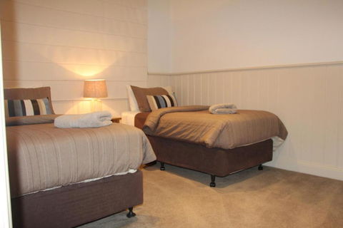 River Rock Cottage Centrally Located And Dog Friendly - Accommodation Melbourne 2