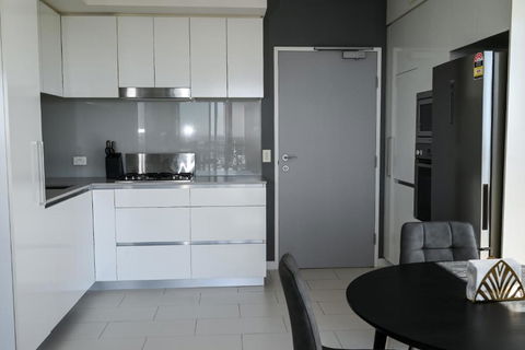 River View Apartment In Brisbane With Parking - Accommodation Melbourne 3