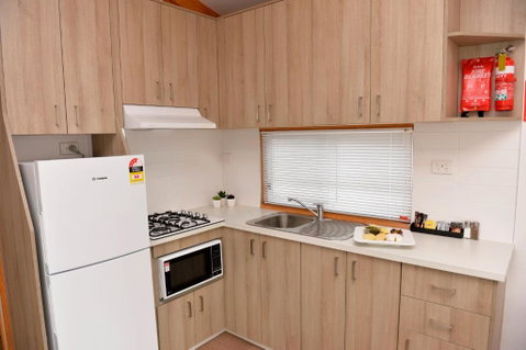 Riverside Cabin Park - Accommodation Melbourne 3