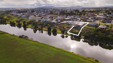 Riverside Haven - Accommodation Melbourne 1