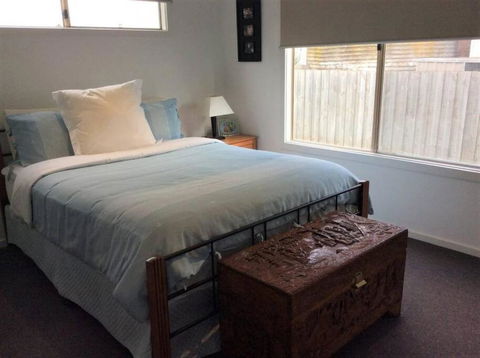 Riverside Holidays By Readyset - Accommodation Melbourne 3
