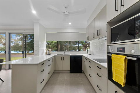 Riverside Serenity - Accommodation Melbourne 1