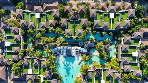 Resort-style Swim Out - A Poolside Oasis - Accommodation Melbourne 1