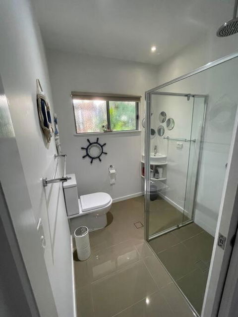 Relax At Trinity Beach Getaway, Blue Lagoon, Trinity Beach - Accommodation Melbourne 3