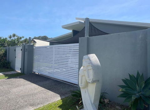 Relax At Trinity Beach Getaway, Blue Lagoon, Trinity Beach - Accommodation Melbourne 1