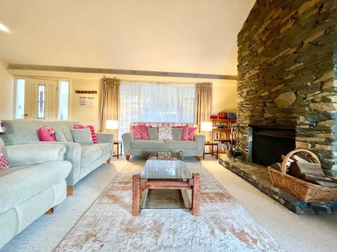 Rocky Mountain Cottage - Accommodation Melbourne 1