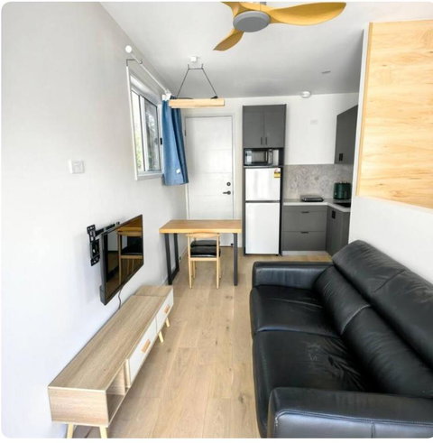 Roger Home - Accommodation Melbourne 2