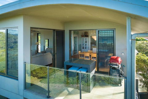 Rolling Waves 3 - Beach Access & Pet Friendly! - Accommodation Melbourne 2