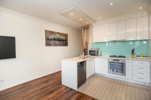 Rome Sky Villa - Accommodation Melbourne 3