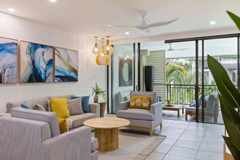 Rooftop Resort Oasis At Temple With Spa - Accommodation Melbourne 0