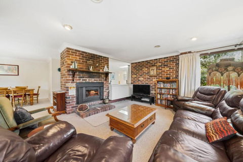 Rosella Retreat - Accommodation Melbourne 0