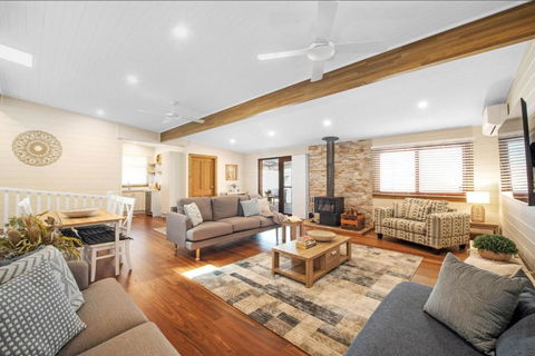 Rosemill Cottage - Mobility Friendly Accommodation Never Looked Better! - Accommodation Melbourne 1