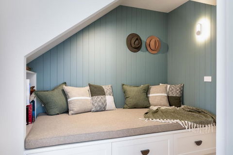 Rosewood Retreat New Luxury Home - Accommodation Melbourne 3