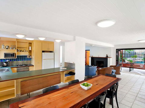 Ross Cres Spacious Private Beach House - Accommodation Melbourne 3