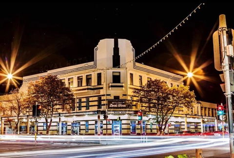 Royal Hotel Orange - Accommodation Melbourne 0