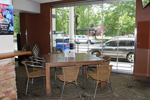 Royal Hotel Orange - Accommodation Melbourne 3