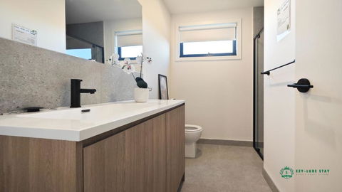 Royalty Living Unit 3 - Accommodation Melbourne 3