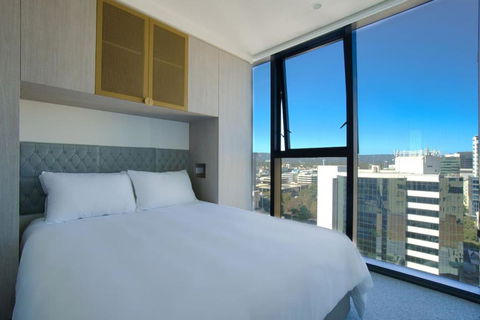 Rundle Retreat - 2BR Apartment With Stunning Views - Accommodation Melbourne 1